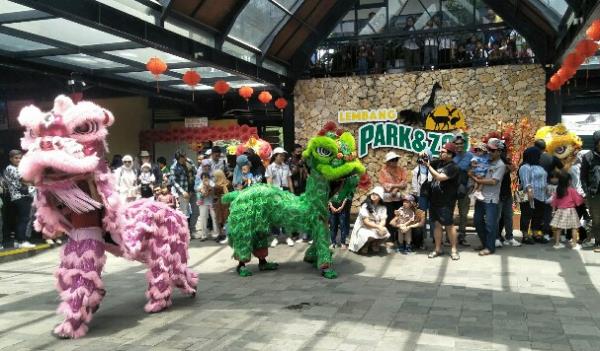 Keeper-Talk-Lembang-Park-Zoo